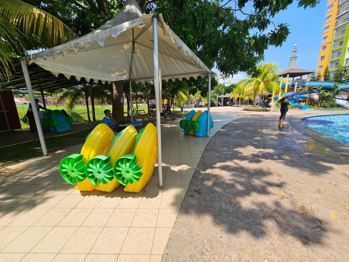 By Lg Water Themepark Suites Melaka By Ggm Malacca Exterior foto